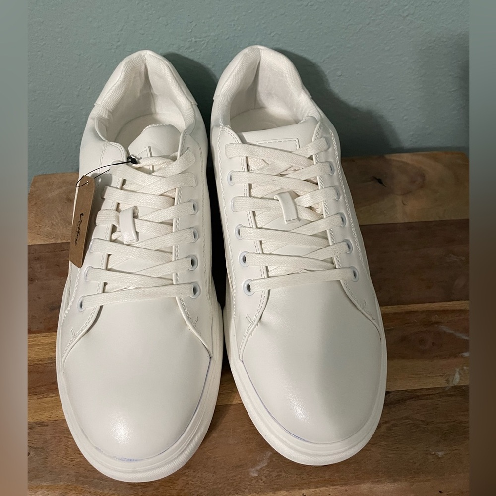 Vostey leather White Sneakers 11.5M